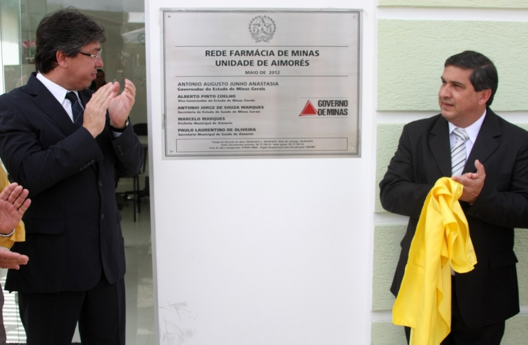 Placa de inaugura�ao de a�o inox gravado