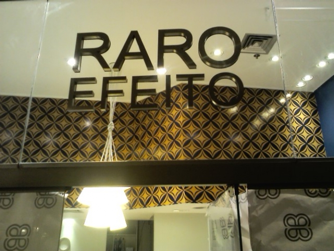 LETREIRO EM ACO ESCOVADO