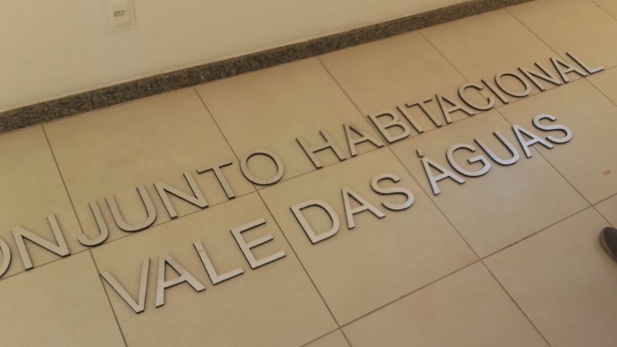 LETRAS DE ALUMINIO FUNDIDO