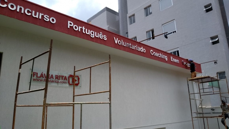 LETREIRO INOX INSTALADO