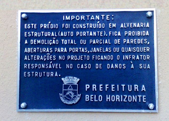 Placa de advertencia