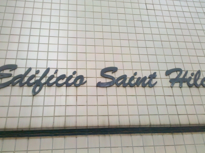 MANUSCRITO DE ALUMINIO PINTADO