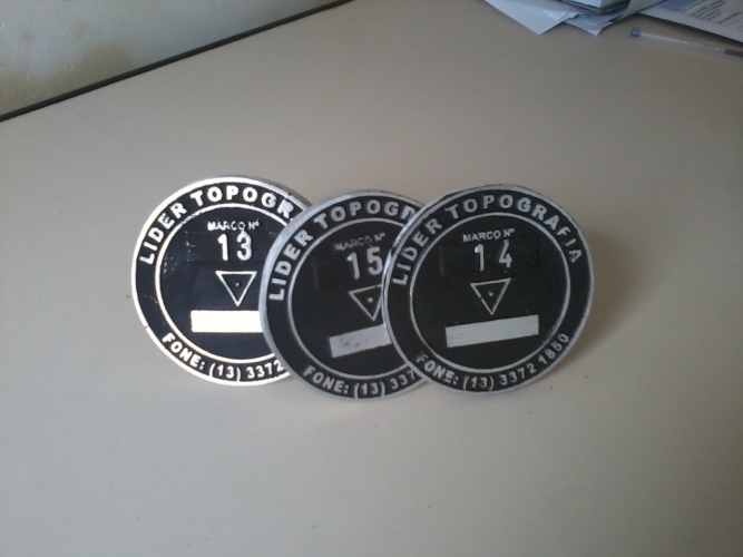 MARCO TOPOGRÁFICO ALUMÍNIO 2